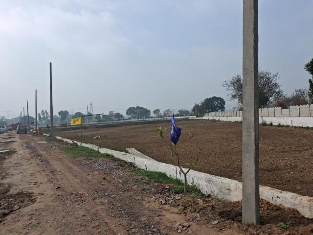 3 BHK Villa in Galand for resale Ghaziabad. The reference number is 19375132