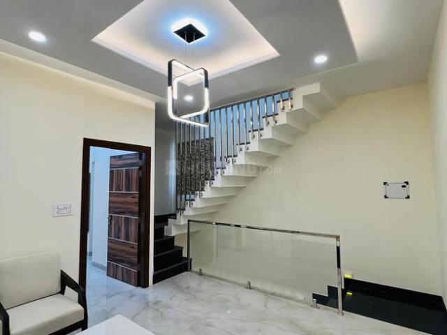 3 BHK Villa in Gazipur for resale Zirakpur. The reference number is 17701287