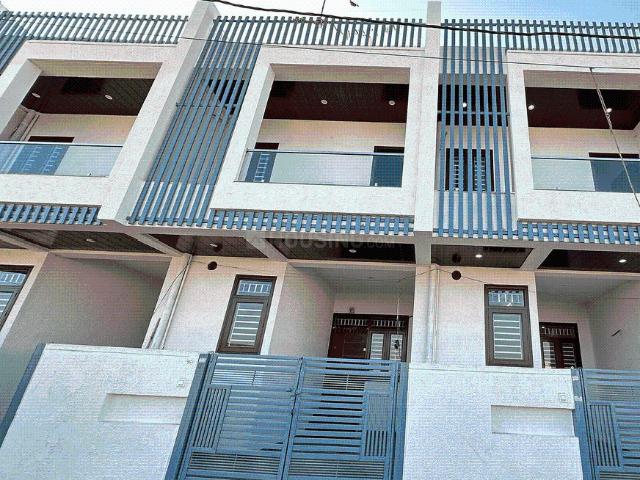 3 BHK Villa in Jagatpura for resale NH 8 Jaipur. The reference number is 13887984