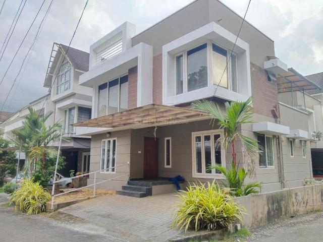 3 BHK Villa in Kakkanad for resale Kochi. The reference number is 20939721