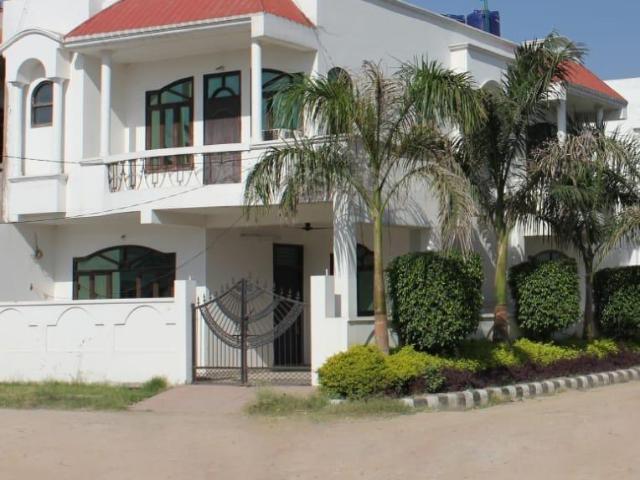 3 BHK Villa in Kalyanpur for resale Kanpur. The reference number is 2744328