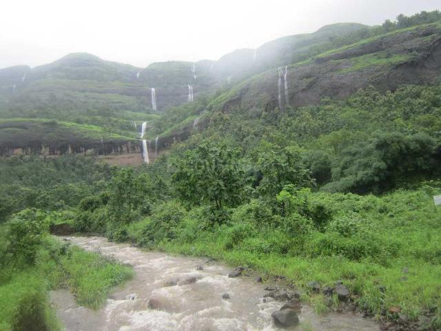 3 BHK Villa in Karjat for resale Thane. The reference number is 17027135