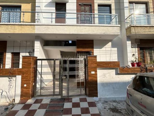 3 BHK Villa in Kharar for resale Mohali. The reference number is 17273407