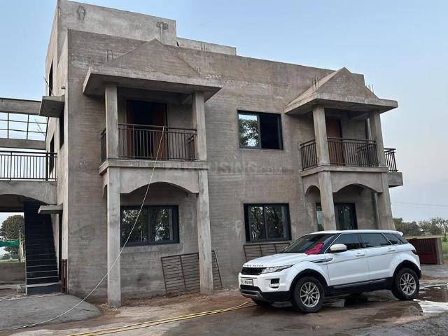3 BHK Villa in Kudasan for resale Gandhinagar. The reference number is 17677643