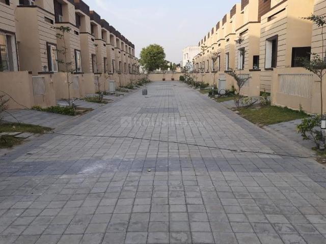 3 BHK Villa in Mahapura for resale Jaipur. The reference number is 20621320