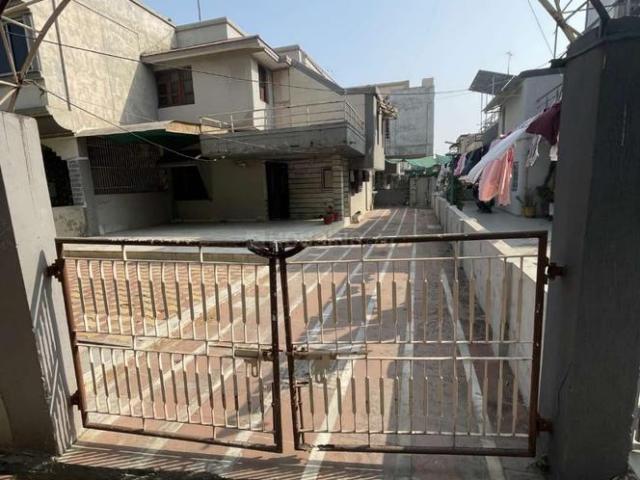 3 BHK Villa in New Maninagar for resale South East. The reference number is 16474383