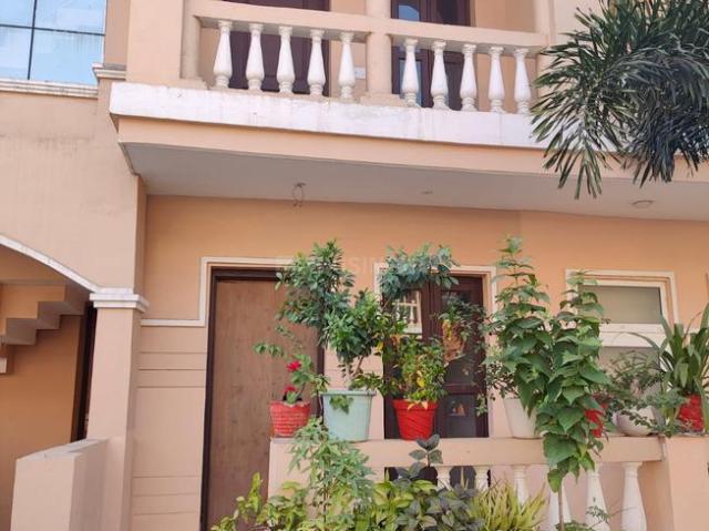3 BHK Villa in Noida Extension for rent Greater Noida. The reference number is 17601826