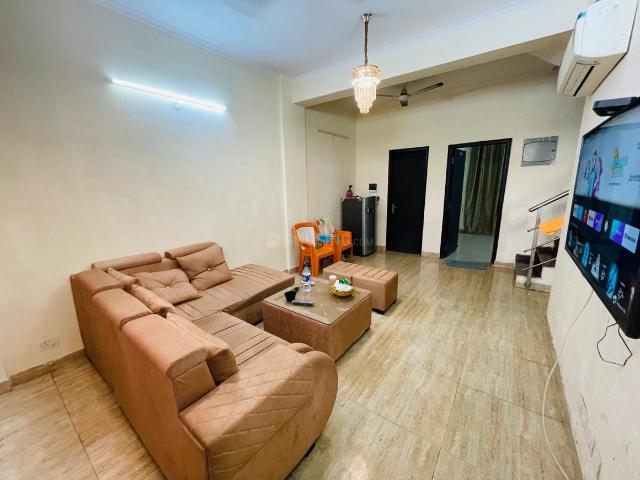 3 BHK Villa in Noida Extension for rent Greater Noida. The reference number is 19638566