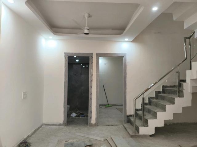 3 BHK Villa in Noida Extension for resale Greater Noida. The reference number is 19891073