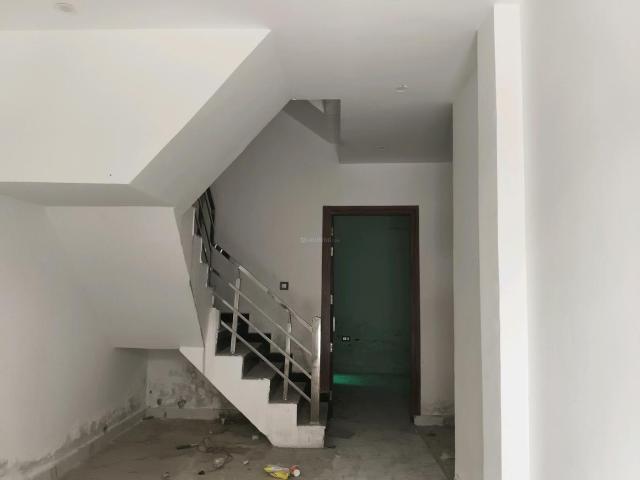 3 BHK Villa in Noida Extension for resale Greater Noida. The reference number is 20587911