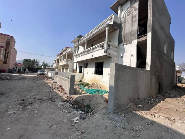 3 BHK Villa in Noida Extension for resale Greater Noida. The reference number is 20971148