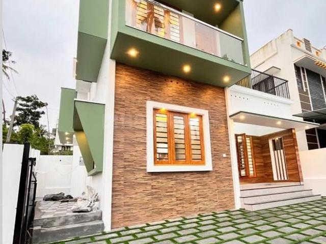 3 BHK Villa in Olavakode for resale Palakkad. The reference number is 16584987
