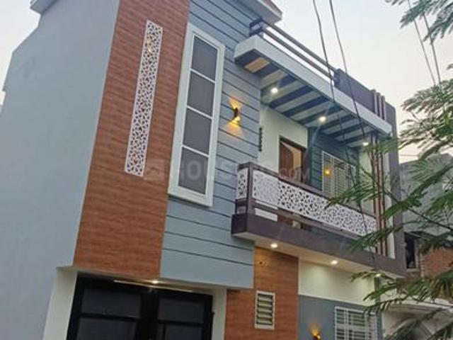 3 BHK Villa in Sarojini Nagar for resale Kanpur Road. The reference number is 14824067