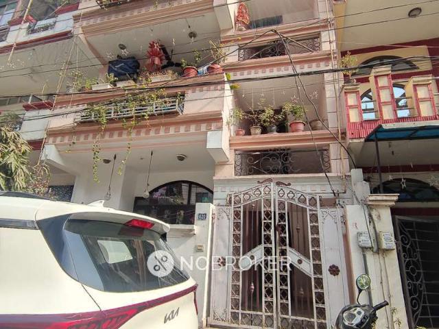 3 BHK Villa In Shakti Khand 4 for Rent In Indirapuram