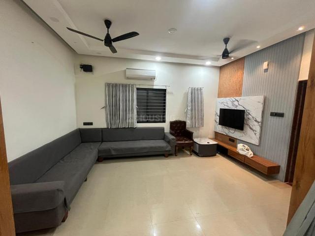 3 BHK Villa in Shela for rent Ahmedabad. The reference number is 14763913