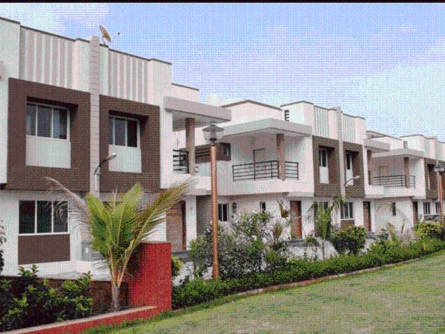 3 BHK Villa in Shela for rent Ahmedabad. The reference number is 18079856