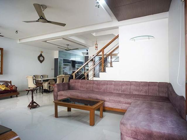 3 BHK Villa in Shela for resale Ahmedabad. The reference number is 20599294