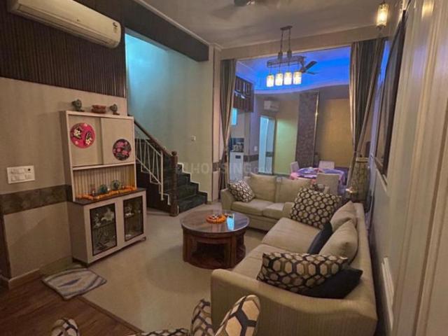 3 BHK Villa in Surajpur for resale Greater Noida. The reference number is 19529151