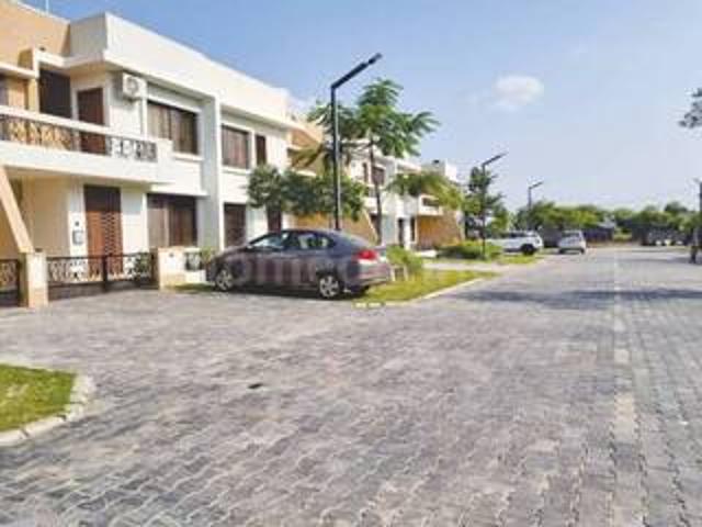 3 BHK Villa / Individual House in PARAS TRINITY PARK in Airport Road, Bhopal | Luxury