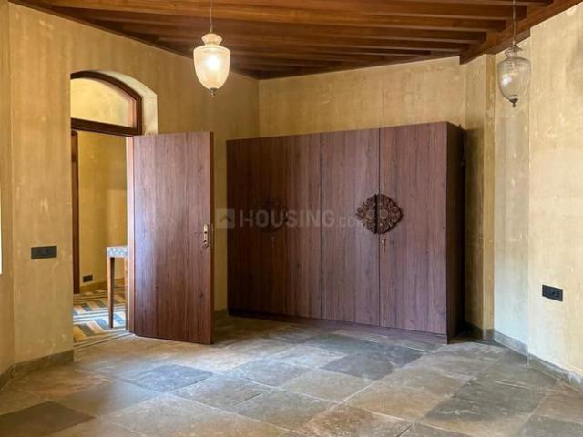 3 BHK Apartment in Colaba for rent Mumbai. The reference number is 19802597