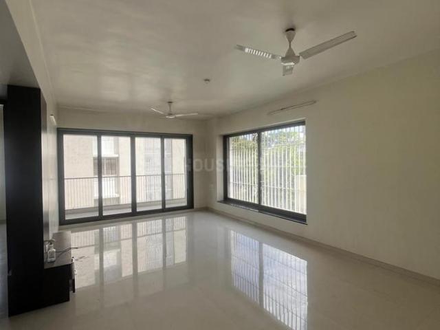 3 BHK Apartment in College Road for rent Nashik. The reference number is 18442774