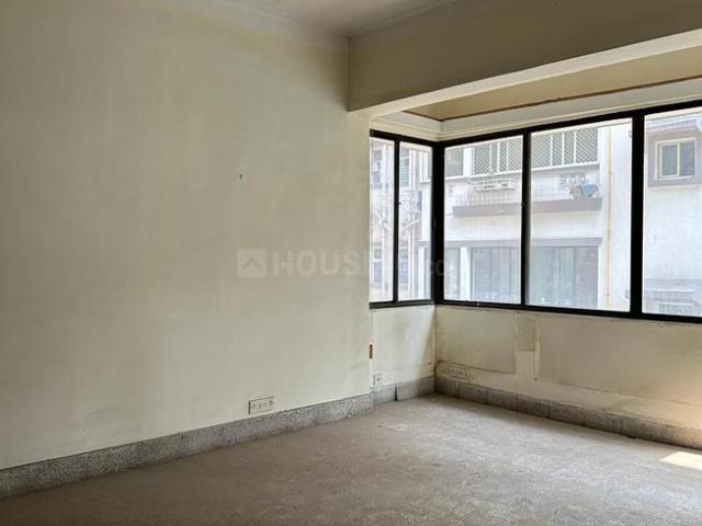 3 BHK Apartment in Colaba for resale Mumbai. The reference number is 13274233