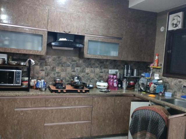 3 BHK Apartment in Chandan Hola for resale New Delhi. The reference number is 19299008