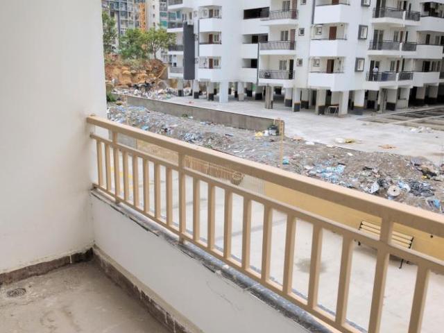 3 BHK Apartment in Chandanagar for resale Hyderabad. The reference number is 20609277