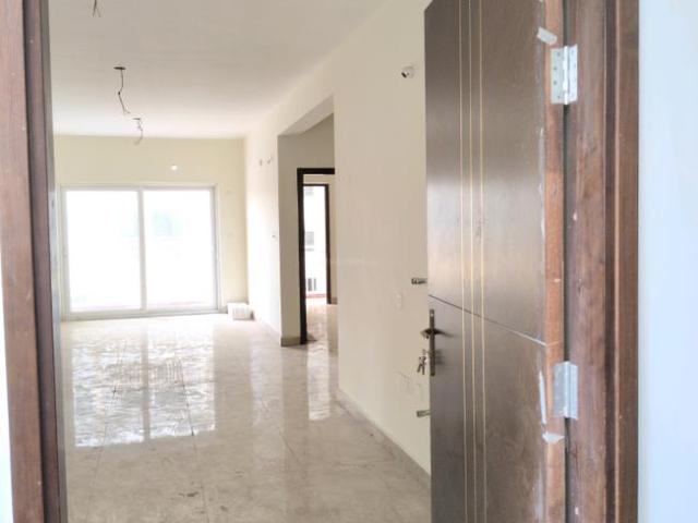 3 BHK Apartment in Chandanagar for resale Hyderabad. The reference number is 20609322