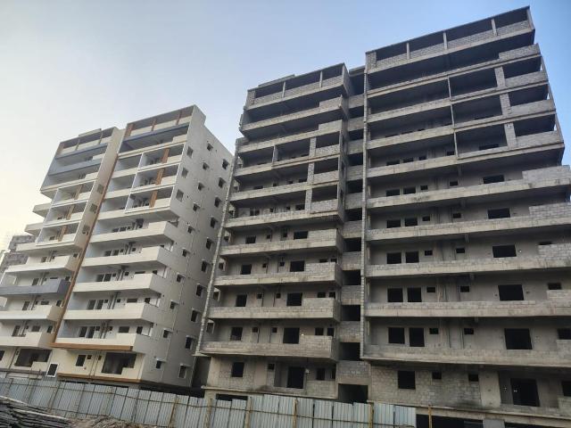 3 BHK Apartment in Chandanagar for resale Hyderabad. The reference number is 20264772