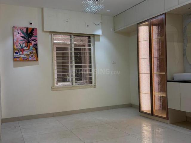 3 BHK Apartment in Chandanagar for resale Hyderabad. The reference number is 20357544
