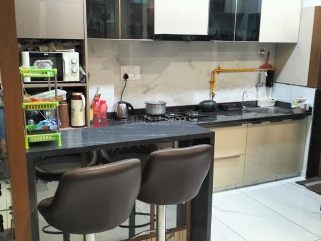 3 BHK Apartment in Chandkheda for rent Ahmedabad. The reference number is 18233984