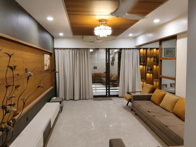 3 BHK Apartment in Chandkheda for rent Ahmedabad. The reference number is 19992876