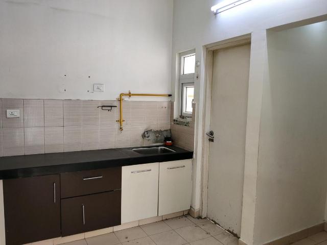 3 BHK Apartment in Chandkheda for rent Ahmedabad. The reference number is 19140999