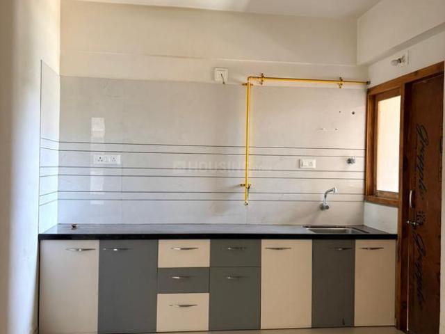 3 BHK Apartment in Chandkheda for rent Ahmedabad. The reference number is 20518268