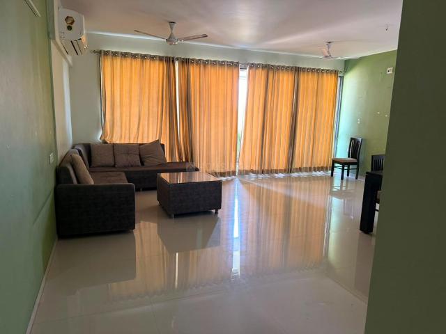 3 BHK Apartment in Chandkheda for rent Ahmedabad. The reference number is 20647590