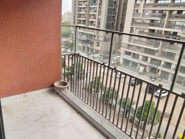 3 BHK Apartment in Chandkheda for rent Ahmedabad. The reference number is 20715212