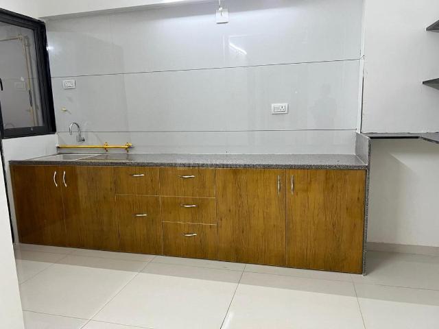 3 BHK Apartment in Chandkheda for rent Ahmedabad. The reference number is 20846543