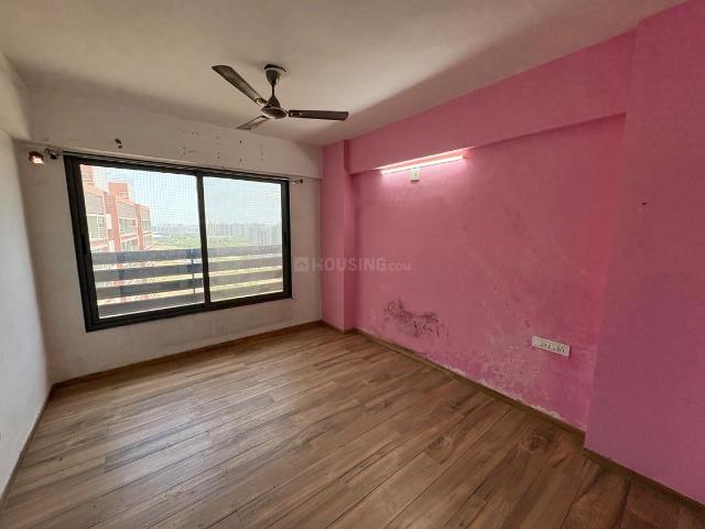 3 BHK Apartment in Chandkheda for rent Ahmedabad. The reference number is 20042427