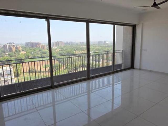 3 BHK Apartment in Chandkheda for rent Ahmedabad. The reference number is 20238902