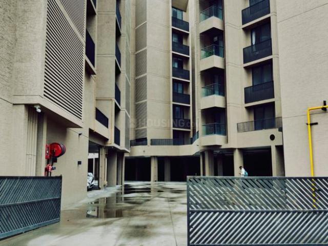 3 BHK Apartment in Chandkheda for rent Ahmedabad. The reference number is 20357521