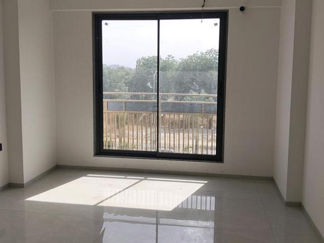 3 BHK Apartment in Chandkheda for resale Ahmedabad. The reference number is 16123037