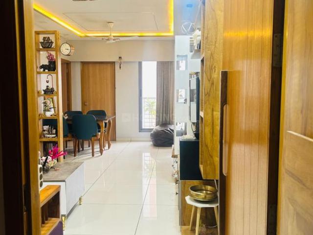 3 BHK Apartment in Chandkheda for resale Ahmedabad. The reference number is 19882298