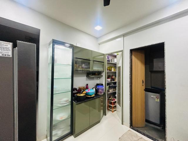 3 BHK Apartment in Chandkheda for resale Ahmedabad. The reference number is 19981385