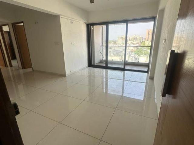 3 BHK Apartment in Chandkheda for resale Ahmedabad. The reference number is 20212743
