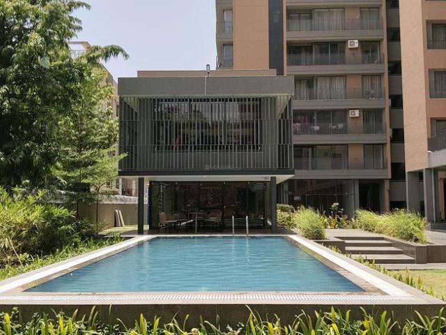 3 BHK Apartment in Chandkheda for resale Ahmedabad. The reference number is 20351005