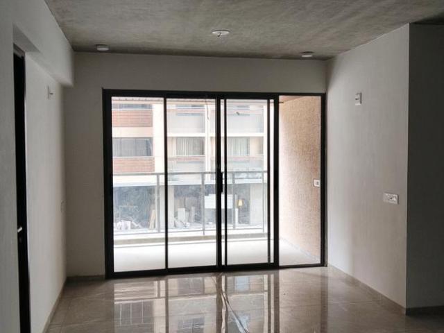 3 BHK Apartment in Tragad for resale Ahmedabad. The reference number is 20399129
