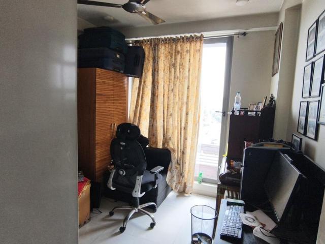 3 BHK Apartment in Chandkheda for resale Ahmedabad. The reference number is 20491533