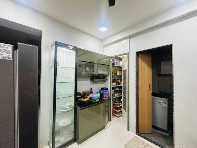 3 BHK Apartment in Chandkheda for resale Ahmedabad. The reference number is 20536340