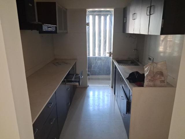3 BHK Apartment in Chembur for rent Mumbai. The reference number is 19172516